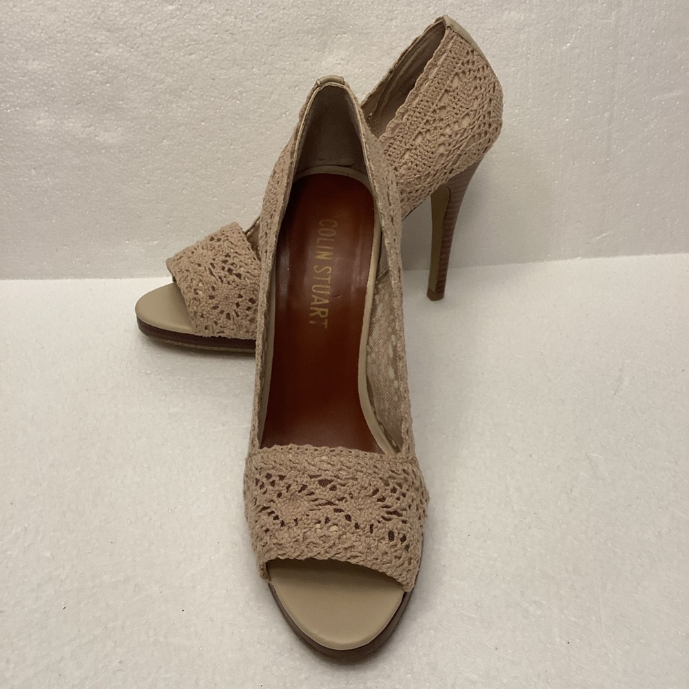 NWOT Colin Stuart Natural Crochet Lace Heels 8B
